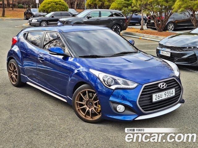 Hyundai Veloster