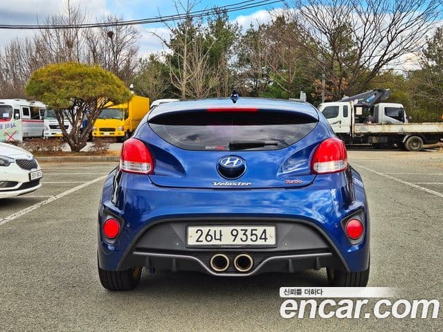 Hyundai Veloster
