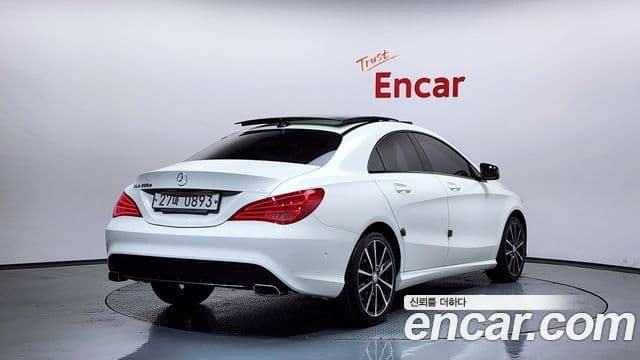 Mercedes-Benz CLA-Class