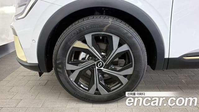 Renault Korea (Samsung) XM3