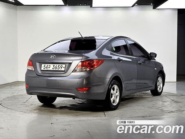 Hyundai Accent