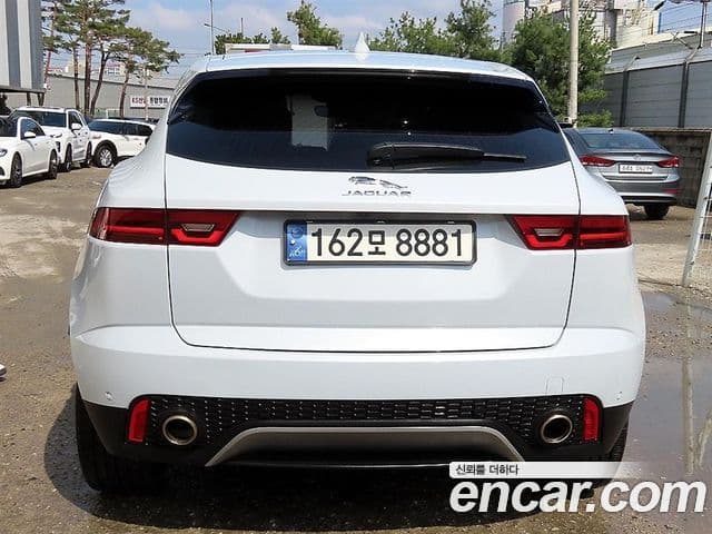 Jaguar E-PACE