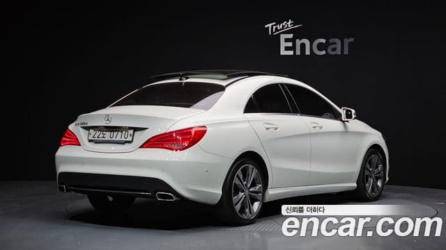 Mercedes-Benz CLA-Class