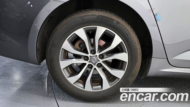 Renault Korea (Samsung) SM6