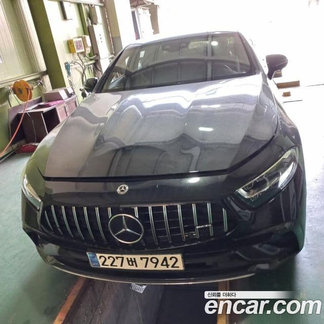 Mercedes-Benz CLS-Class