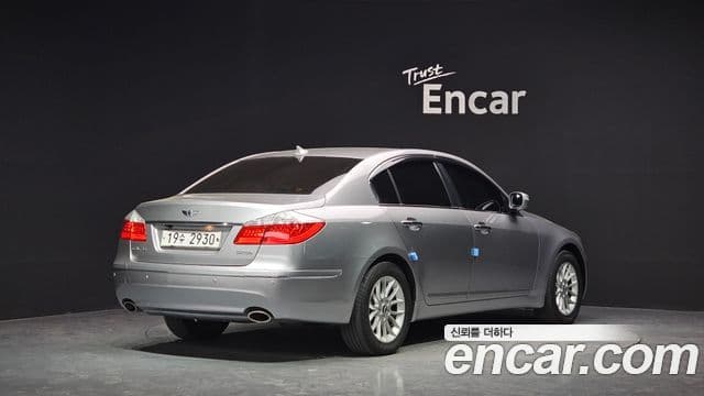 Hyundai Genesis