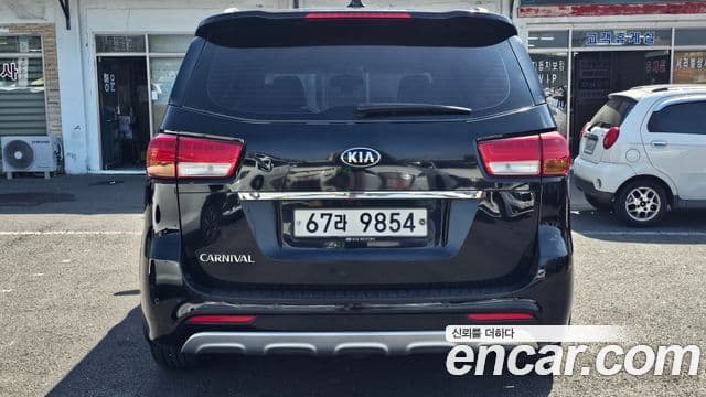 Kia Canival