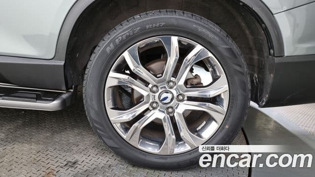 SsangYong (KG Mobility) Rexton