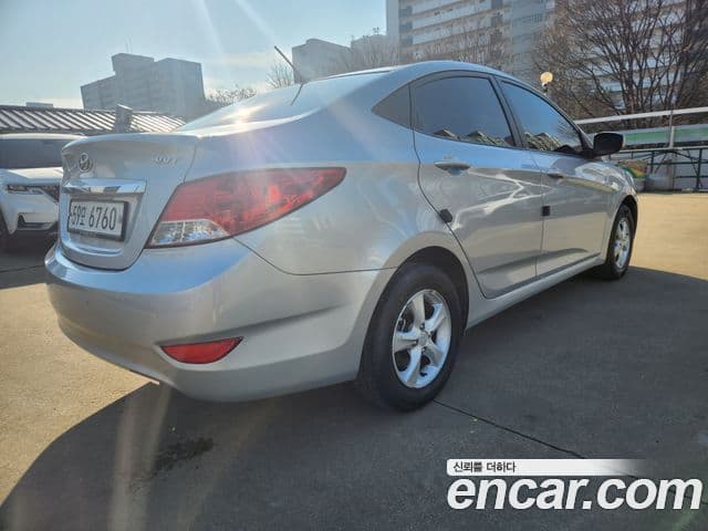 Hyundai Accent