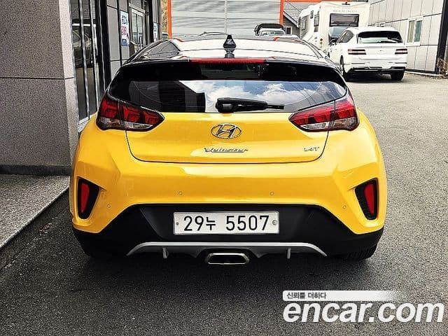 Hyundai Veloster