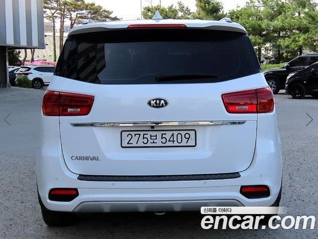 Kia Canival