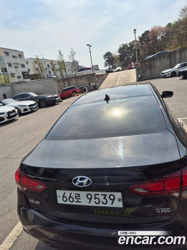 Hyundai Aslan
