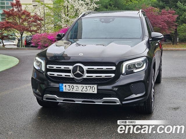 Mercedes-Benz GLB-Class