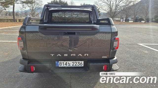 Kia Tasman