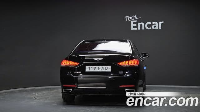 Hyundai Genesis