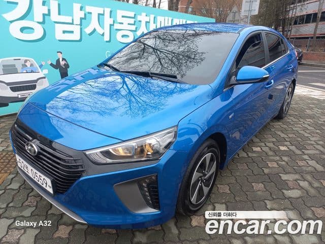 Hyundai Ioniq