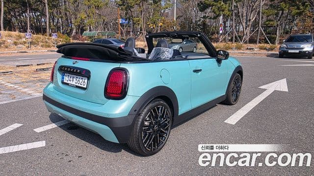 Mini Cooper Convertible