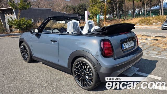 Mini Cooper Convertible