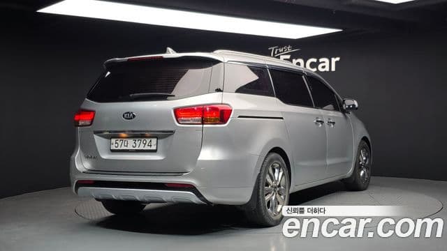Kia Canival