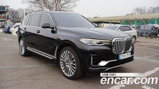 BMW X7