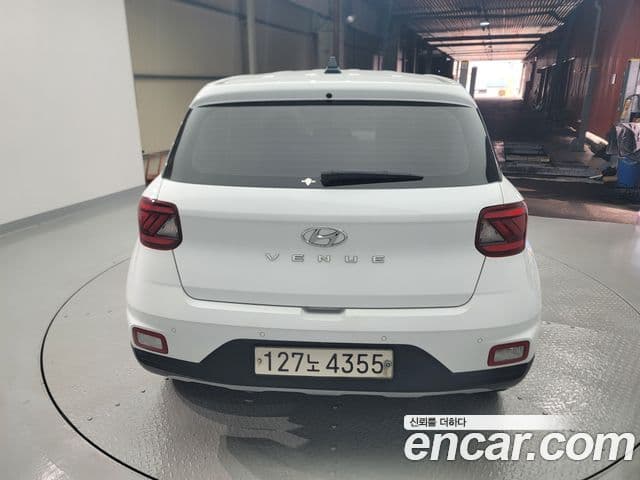 Hyundai Venue