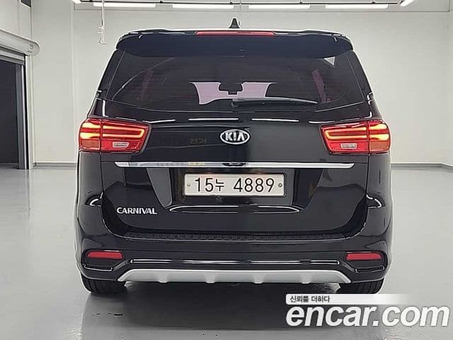 Kia Canival