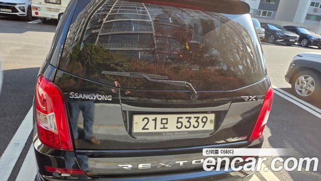 SsangYong (KG Mobility) Rexton