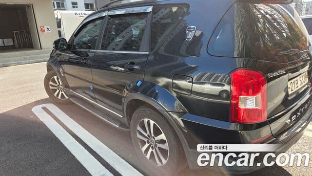 SsangYong (KG Mobility) Rexton