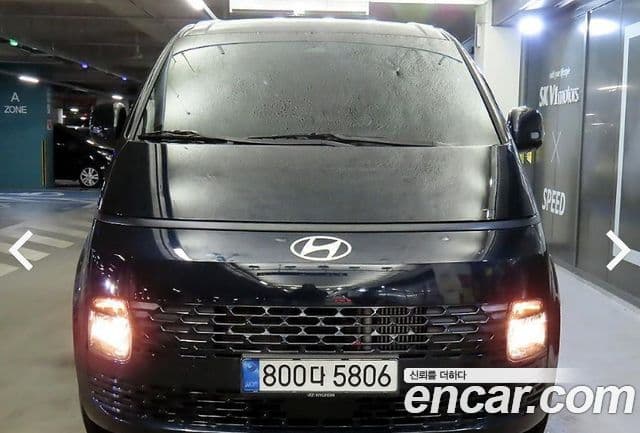 Hyundai Staria