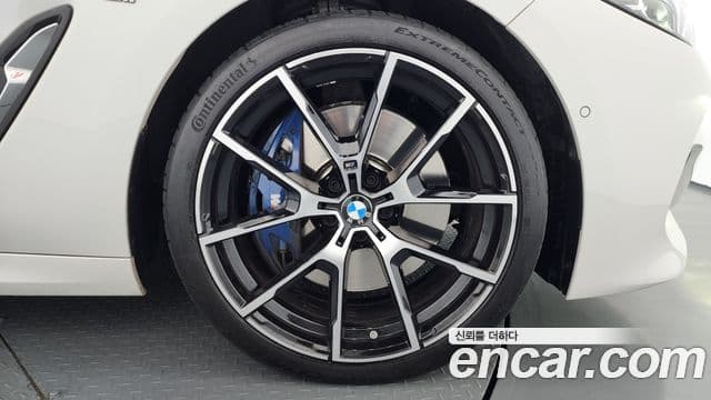 BMW 8-Series