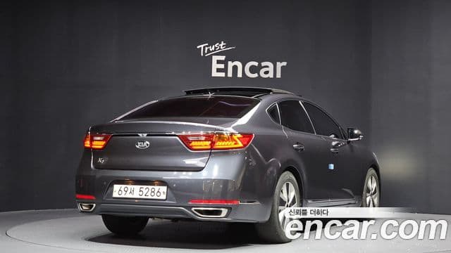 Kia K7