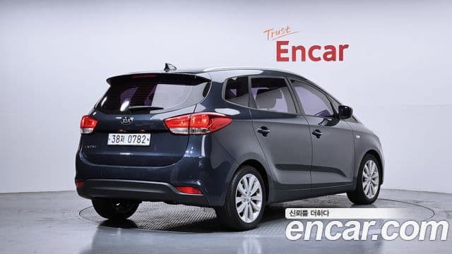 Kia Carens