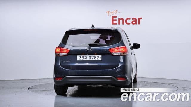 Kia Carens