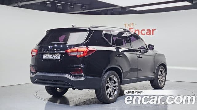 SsangYong (KG Mobility) Rexton