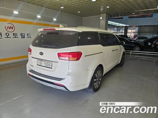 Kia Canival