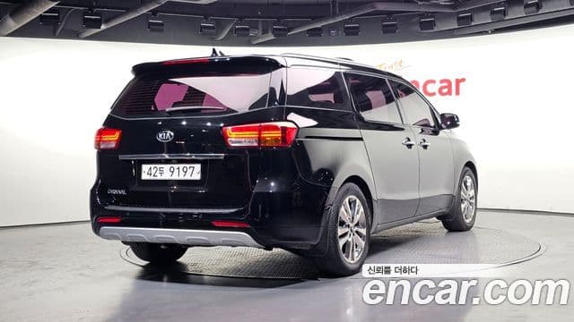 Kia Canival