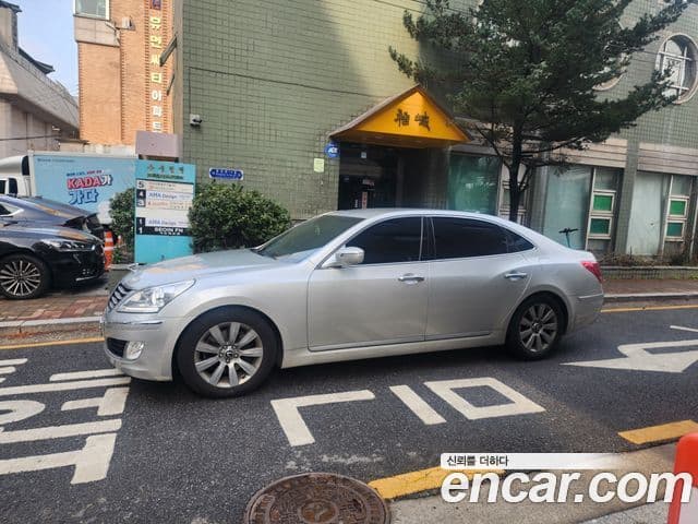 Hyundai Equus