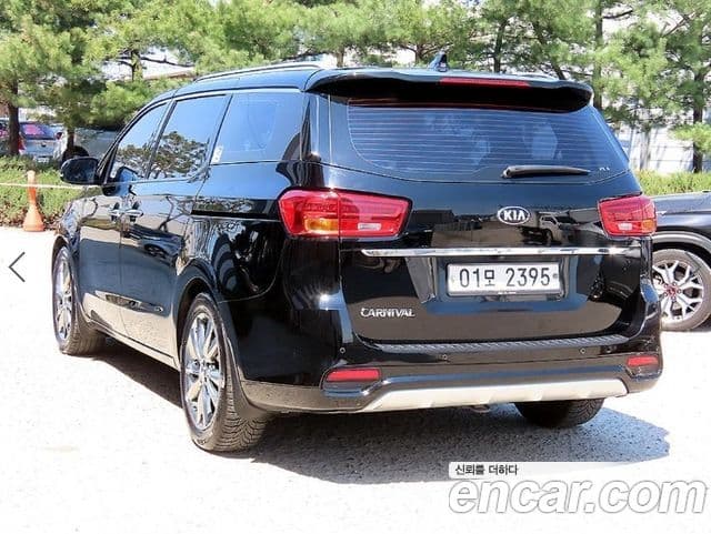 Kia Canival