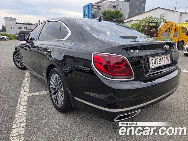 Kia K9