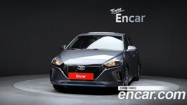 Hyundai Ioniq