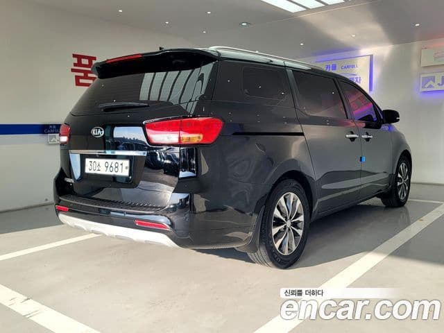 Kia Canival