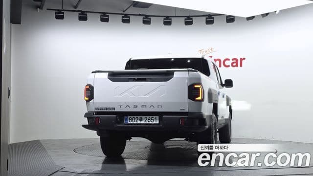 Kia Tasman