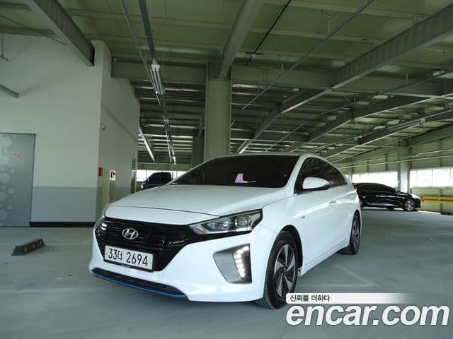 Hyundai Ioniq