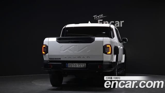 Kia Tasman