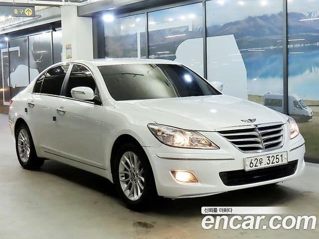 Hyundai Genesis