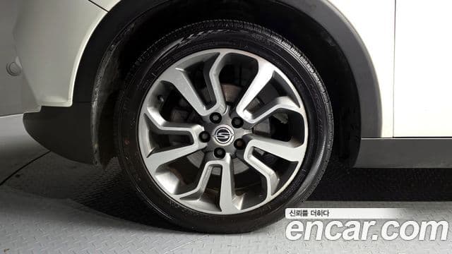 SsangYong (KG Mobility) TIBOLI