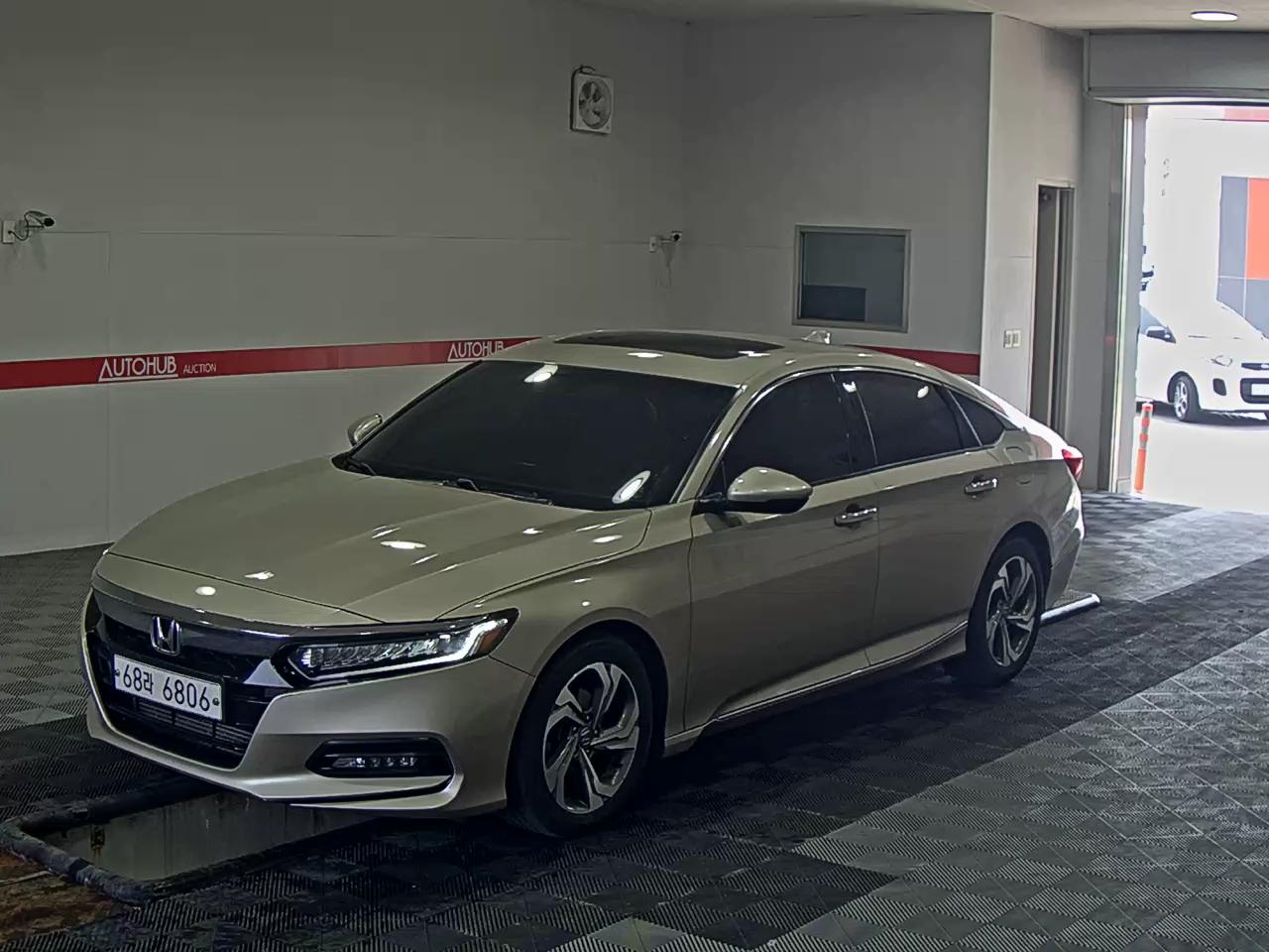 HONDA ACCORD (10TH GEN) 1.5 TURBO