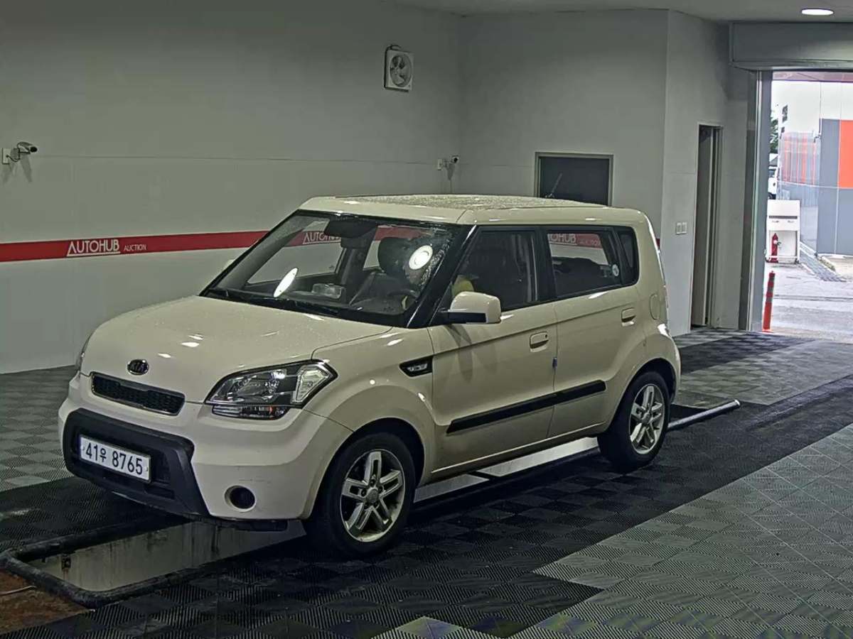 KIA SOUL 1.6 CVVT U PREMIUM MODEL