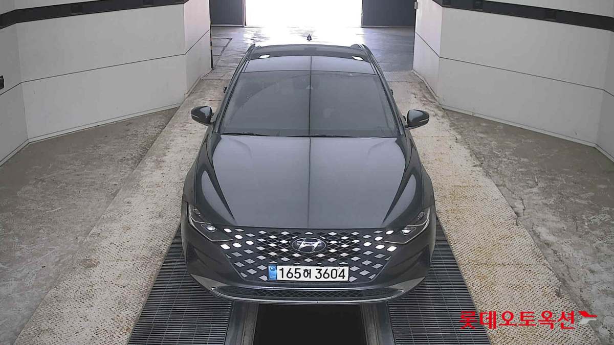 THE NEW GRANDEUR (L) 3.0 Rent a Car Premium
